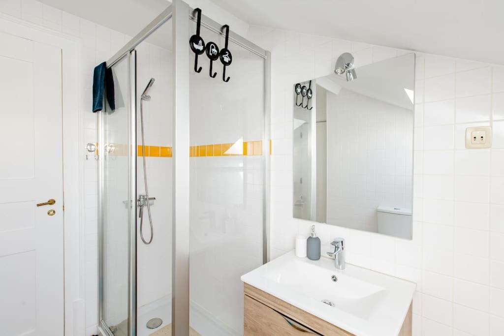 Sky Accommodations Barcelona Studio Coimbra Bagian luar foto